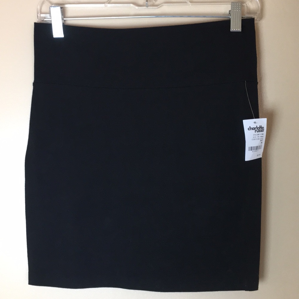 🌙Stretchy NWT SKIRT